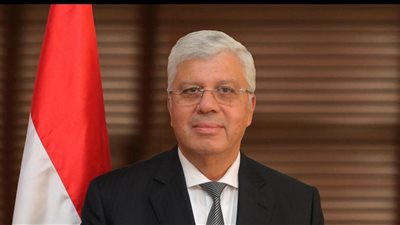 وزير التعليم العالي يوقع شراكة إستراتيجية مع جامعة بريطانية لدعم تطوير التعليم
