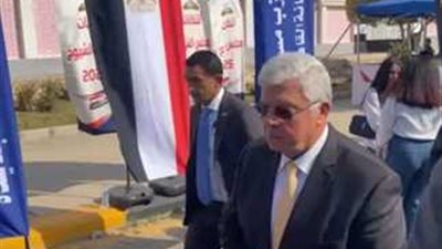 وزير التعليم العالي يدلي بصوته في انتخابات الشيوخ ويدعو الطلاب للمشاركة في الواجب الوطني