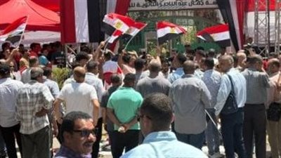 كيف عزز رجال الدين المشاركة السياسية في أول أيام انتخابات مجلس الشيوخ؟