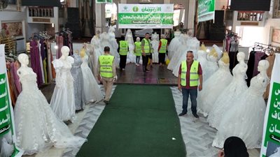 تنظيم معرض خاص لتوزيع فساتين الزفاف الفتيات اليتيمات بالمنوفية