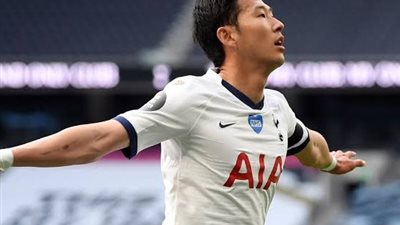 بعد مسيرة عشر سنوات..سون يقرر مغادرة صفوف توتنهام الإنجليزي 