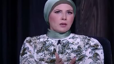 نيفين منصور عن مشاهير التيك توك: الشهرة والأموال تغيب العقول  