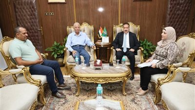 محافظ المنوفية يلتقي مستشار رئيس مجلس الوزراء للمشروعات القومية 