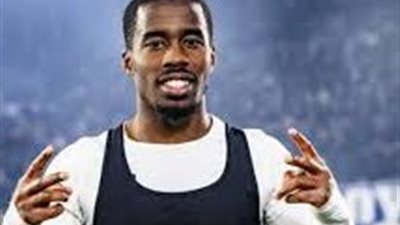رسميًا.. الرياض السعودي يعلن ضم الجناح الفرنسي تيدي أوكو