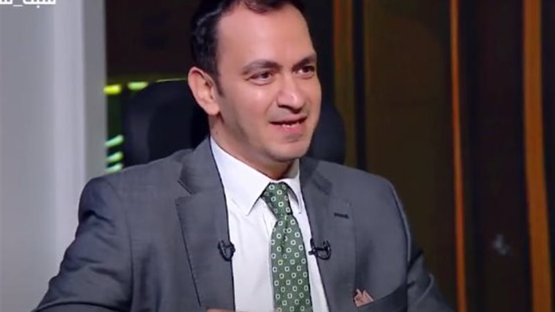 الدكتور حاتم سليمان