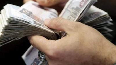 ساعات تفصل العمال والموظفين عن تطبيق الحد الأدنى للأجور والعلاوة الدورية.. تفاصيل