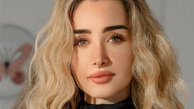 في مصيف على البحر.. آخر إطلالة للفنانة هنا الزاهد بعد فيلم الشاطر