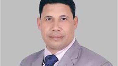 رئيس نقابة العاملين بالقطاع الخاص: قانون العمل الجديد به ثغرات (خاص)