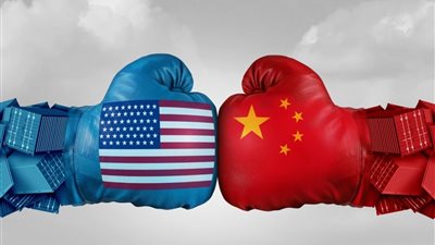 بعد طرد مدمرة أمريكية من بحر الصين الجنوبي.. بكين وواشنطن تتبادلان الاتهامات