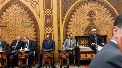 حضور كثيف من المسؤولين والشخصيات العامة في عزاء الدكتور علي المصيلحي