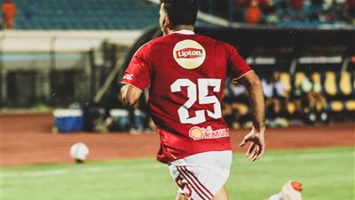 بأربعة أهداف الأهلي يقسو على فاركو في بطولة الدوري المصري الممتاز 