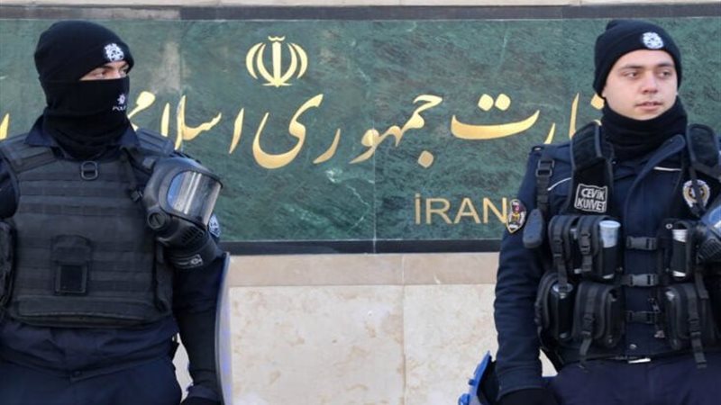 الشرطة الإيرانية