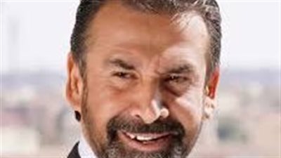 كريم عبد العزيز.. نجم تخطى أزمات الحياة ليصنع المجد في السينما المصرية