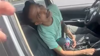 ضبط سائق تطبيق نقل ذكي لتعاطيه المخدرات بالقاهرة