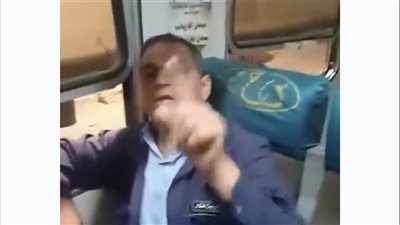 «سكك حديد مصر» تكشف حقيقة منع مواطن من ركوب القطار بسبب ملابسه