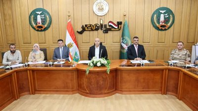 نائب محافظ المنوفية يناقش مستجدات الموقف الحالي لمشروعات «حياة كريمة»