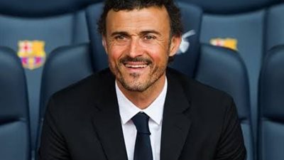 إنريكي يرد على جدل “الكرة الذهبية” بين حكيمي وديمبلي: هدفنا الفوز بكل الألقاب