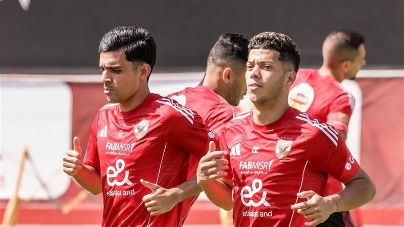 أمام عاشور وبن شرقي