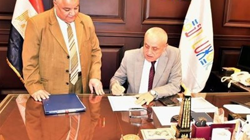 محافظ الأقصر