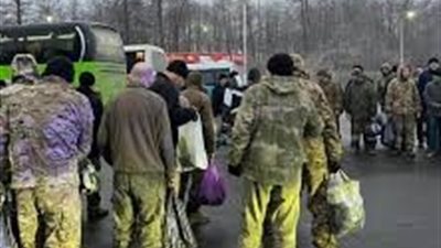 شملت 146 عسكري.. روسيا وأوكرانيا تنفذان صفقة جديدة لتبادل أسرى الحرب