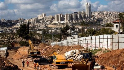 برعاية قوات الاحتلال.. مستوطنون يقيمون ثلاث بؤر استيطانية جديدة بالضفة الغربية 