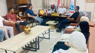 وكيل صحة شمال سيناء يعقد اجتماعًا لتعزيز المخزون الدوائي والمستلزمات الطبية بالمحافظة
