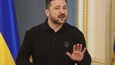 خبير شؤون دولية: الطرف الأضعف هو زيلينسكي.. والقادة الأوروبيين أمام روسيا (خاص)