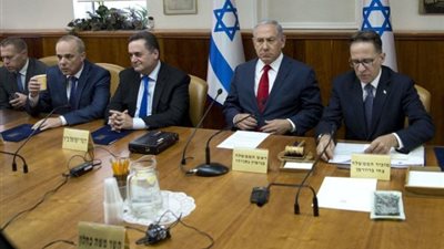 بعد موافقة حماس عليه.. الكابينيت الإسرائيلي يتجاهل مقترح تبادل الأسرى