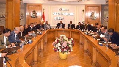 أيمن العشري: معرض «أهلا مدارس» يقدم تخفيضات غير مسبوقة لدعم الأسر