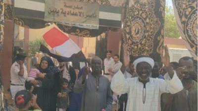 إقبال شديد من المواطنين بالأقصر في آخر أيام جولة الإعادة لانتخابات الشيوخ 