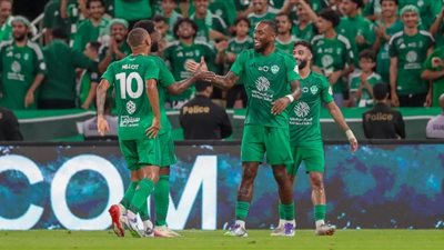 دوري روشن.. صاروخية توني تقود أهلي جدة لفوز مثير على نيوم