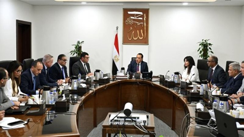 اجتماعًا موسعًا اليوم
