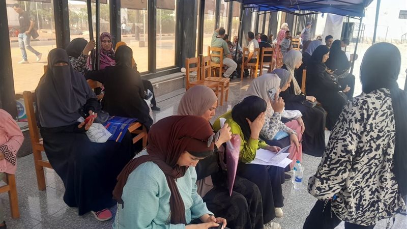 طلاب المرحلة الثالثة