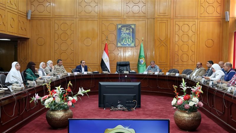 عصام يناقش أخر مستجدات