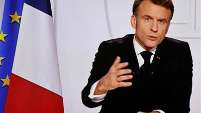 ماكرون: تجاوزات إسرائيل باحتلال غزة وضم أراضي بالضفة لن يوقف اعترافنا بفلسطين