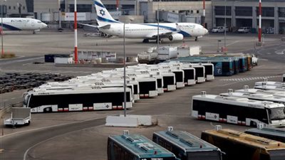 الحوثيون يطلقون صاروخا باليستيا تجاه إسرائيل يتسبب بإغلاق مطار بن جوريون