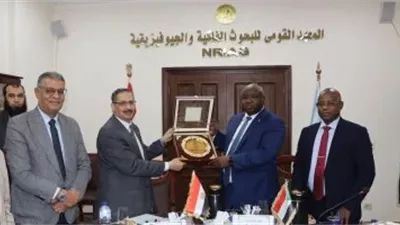 تفاصيل لقاء وزير المعادن السوداني مع رئيس معهد الفلك في القاهرة