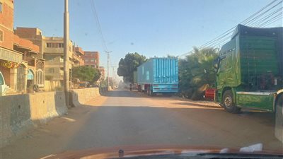 أهالي شطانوف يصرخون: طريق المدخل مغلقة وأزمات المرور تتكرر أسبوعيًا