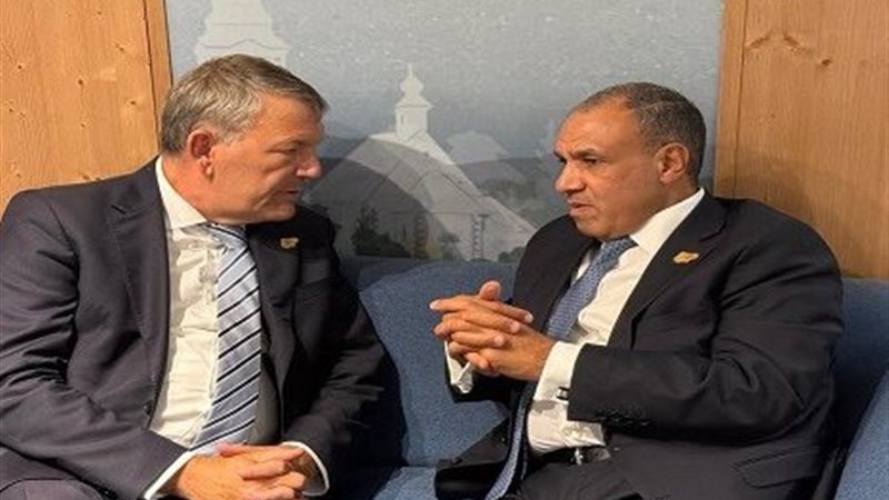 بدر عبد العاطي ومفوض