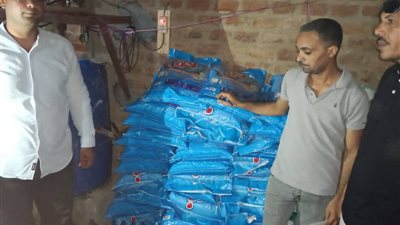 ضبط كميات من زيوت السيارات والمنظفات مجهولة المصدر بسوهاج