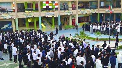 أولياء الأمور يشكرون وكيل وزارة التربية والتعليم على رسم البسمة على وجوه أبنائهم قبل بداية العام الدراسي