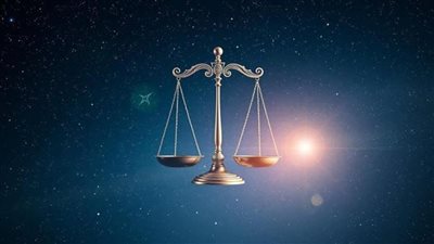 محادثة صغيرة ممكن تقلب حياتك..برج الميزان حظك اليوم الإثنين 15 سبتمبر 2025