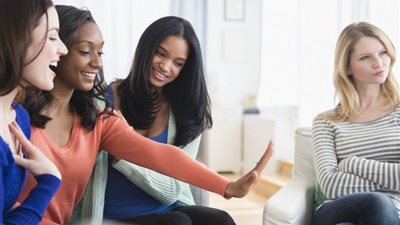 5 أبراج لا تتمنى الخير لغيرها.. الحقد والحسد والغيرة أبرز صفاتهم والعقرب في المقدمة