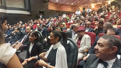 نجوم الفن يزينون انطلاقة الدورة الأولى من مهرجان بورسعيد السينمائي