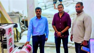 ضبط ومصادرة 30 طن سكر تمويني بمصنع غير مرخص في سوهاج