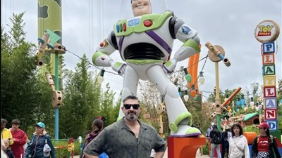 رحلة ترفيهية وموعد رمضاني.. ياسر جلال بين «ديزني لاند ومسلسله المقبل»