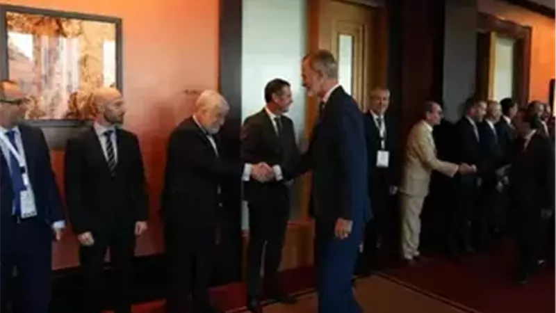 لقاء ملك إسبانيا