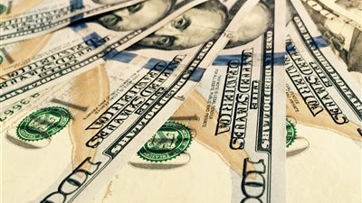 سعر الدولار الأمريكي مقابل الجنيه المصري اليوم الأثنين 22-9-2025.. في الأهلي بكام؟