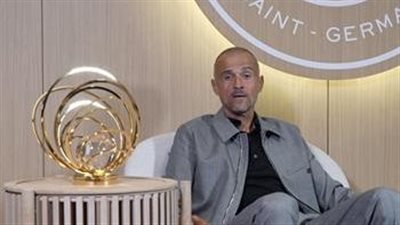 لويس إنريكي يحصد جائزة كرويف كأفضل مدرب في العالم 2025
