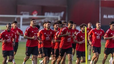 استعدادًا للقمة.. الأهلي يستعد لمعسكر مغلق قبل لقاء الزمالك